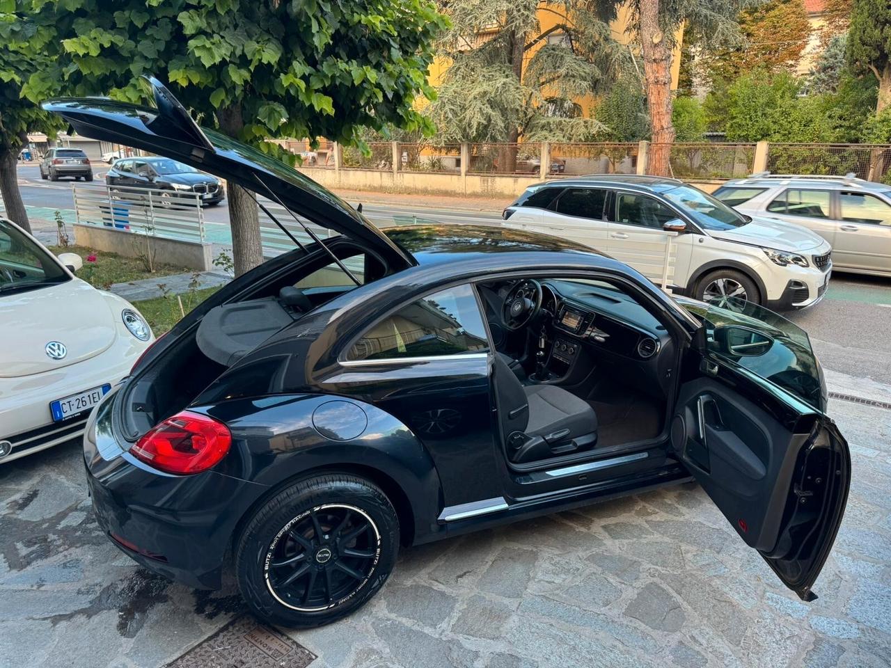 VW MAGGIOLINO 1.6 TDI DESING 105cv NEOPATENTATI