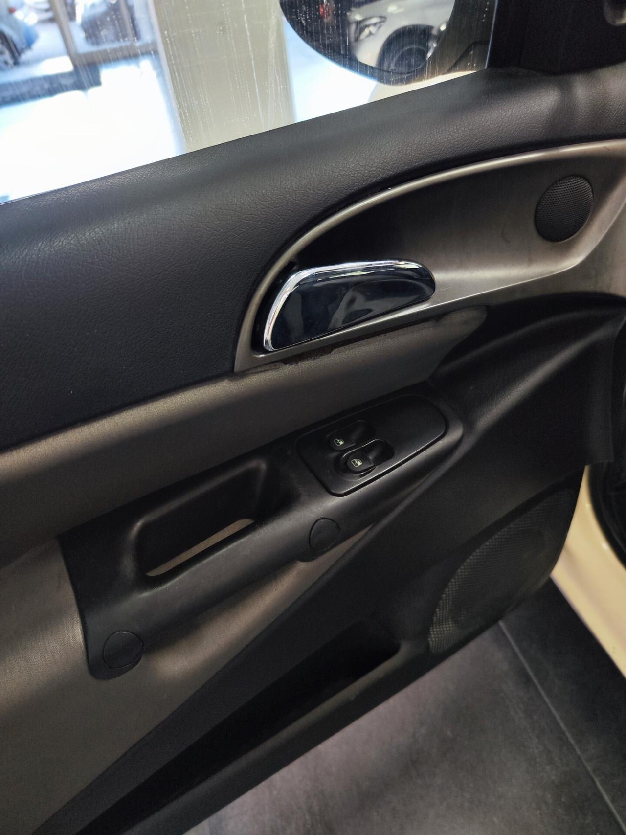 Lancia Ypsilon 1.2 16V Platino Tetto Apribile
