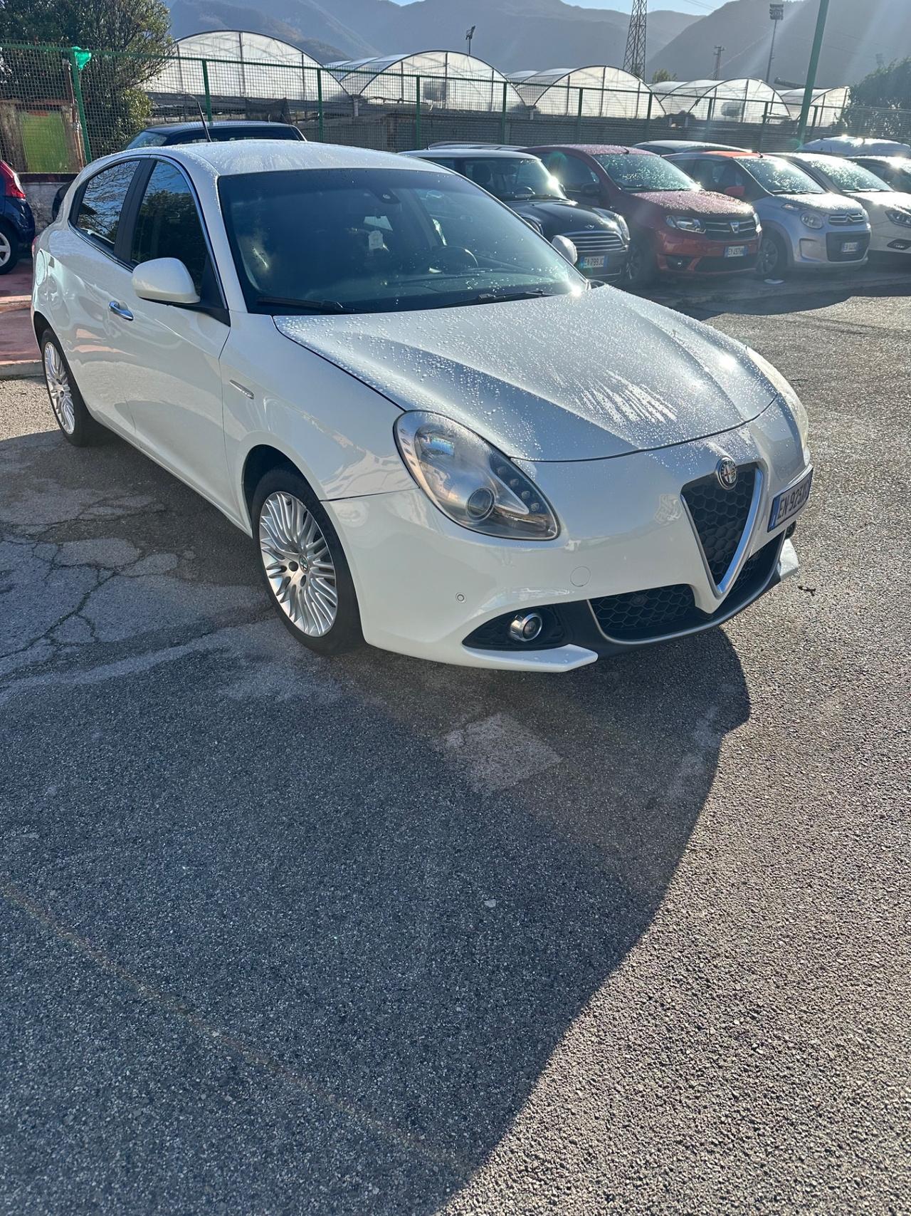 Alfa Romeo Giulietta 1.6 JTDm-2 105 CV Exclusive