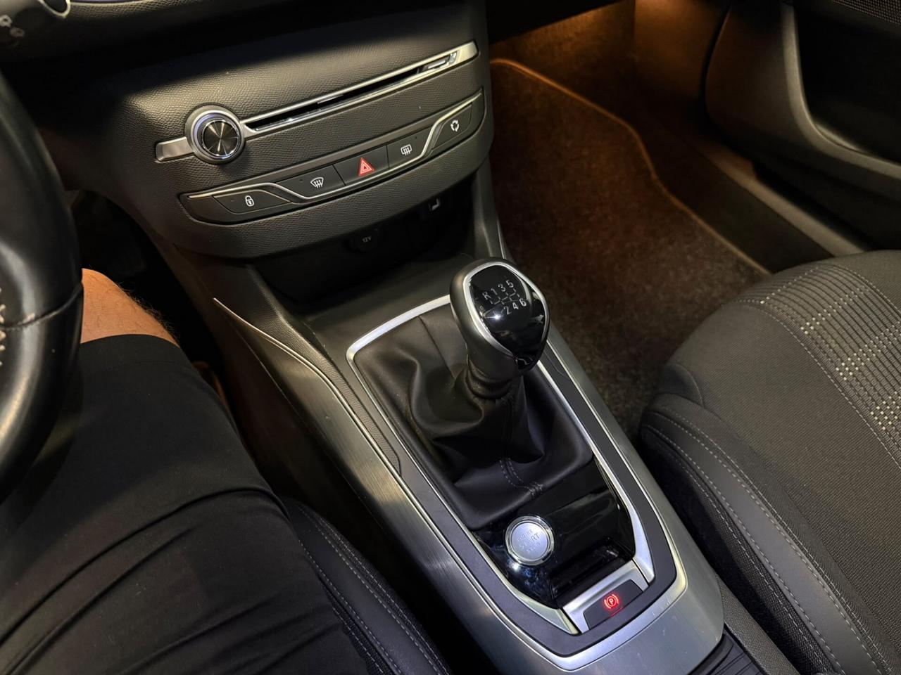 Peugeot 308 BlueHDi 130 S&S EAT8 SW Allure Pack