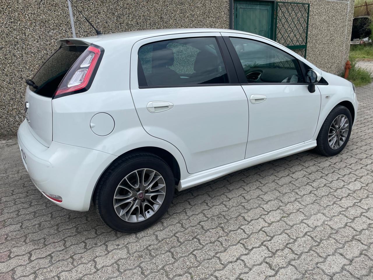 Fiat Punto 1.2 8V 5 porte Easy -unico proprietario-