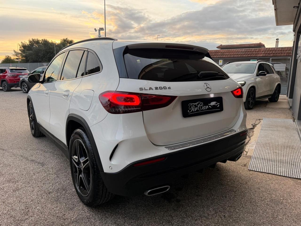 MERCEDES-BENZ GLA 200D PREMIUM 2.0 150CV PELLE NAVI CAM ANNO 2022