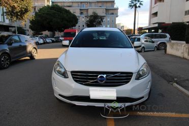Volvo XC60 D3 Geartronic R-design Momentum
