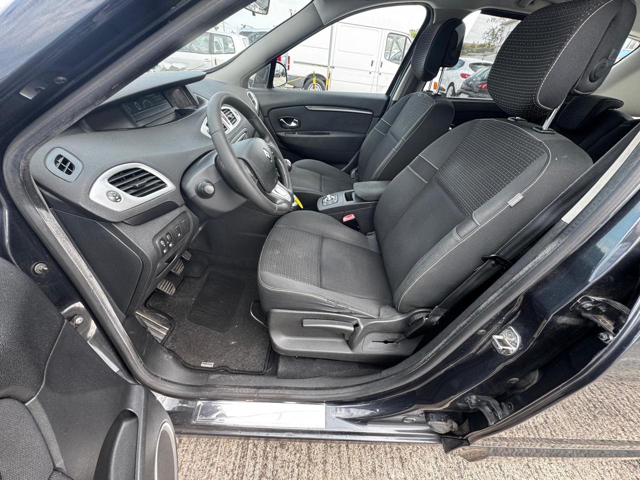 Renault Scenic Scénic X-Mod 1.5 dCi 110CV Luxe