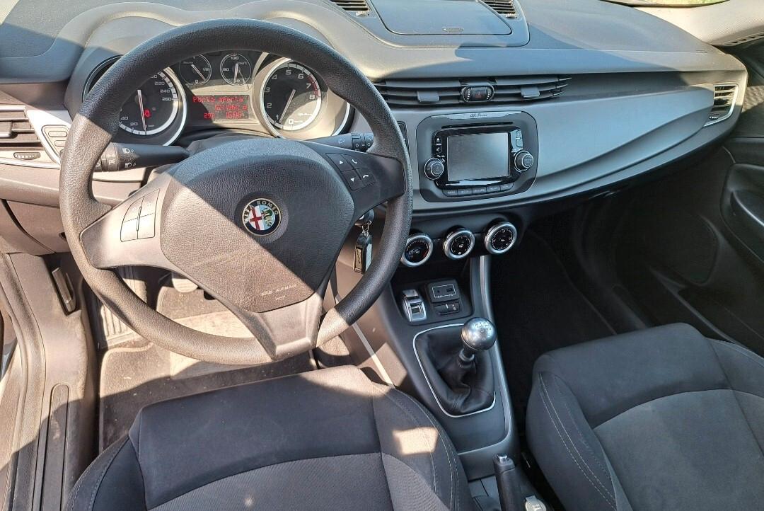 Alfa Romeo Giulietta 1.4 Turbo MultiAir Distinctive