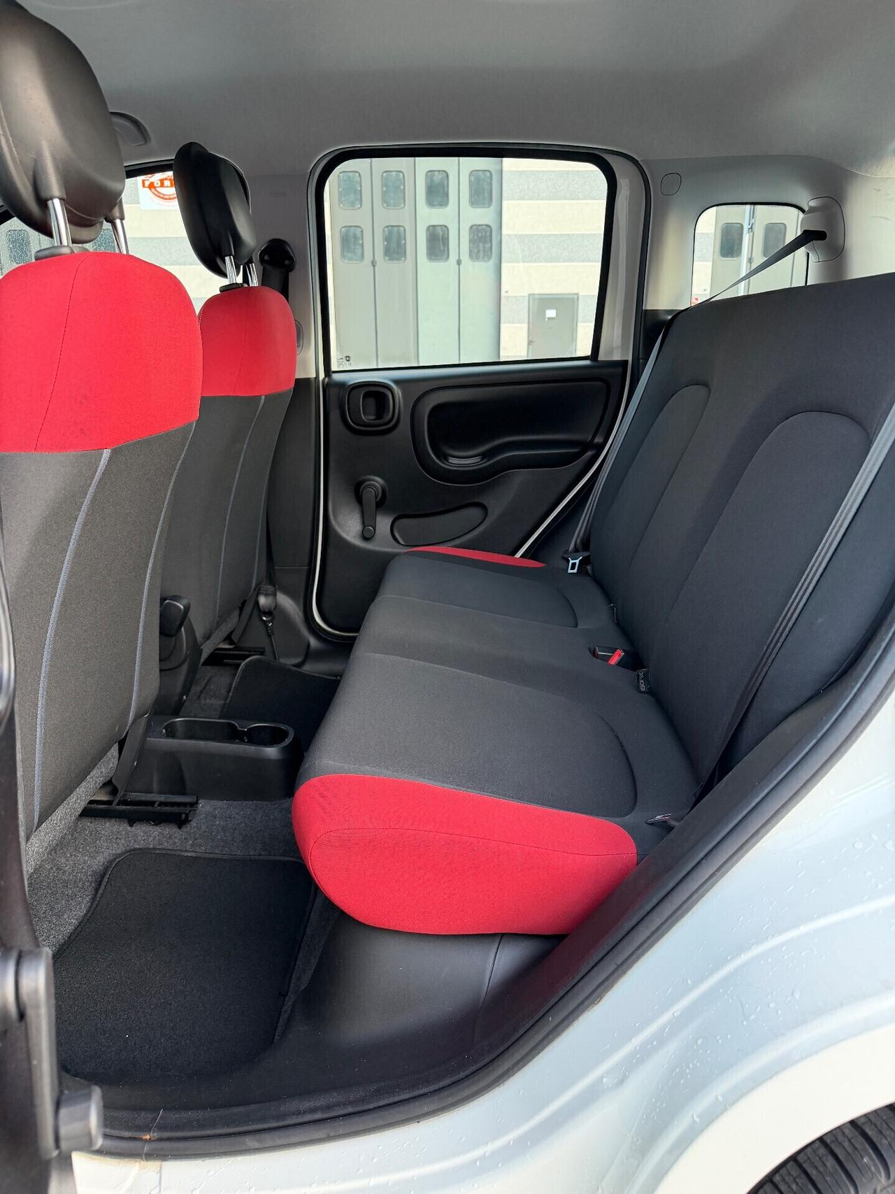 Fiat Panda 1.2 BENZINA 69CV / EURO 6 - NEOPATENTATI