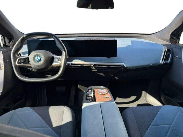 BMW iX xDrive 40
