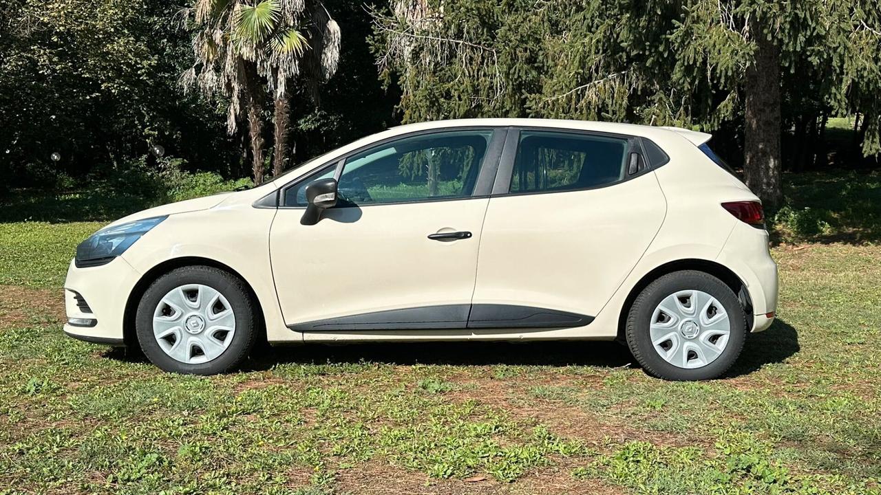 Renault Clio VAN dCi 8V 75CV Start&Stop 5P 2018 LEGGI TESTO