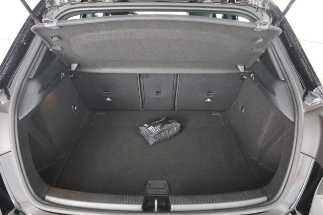 MERCEDES-BENZ A 180 A 180 d Automatic Business Extra