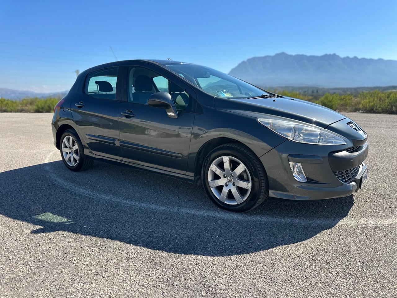Peugeot 308 1.6 HDi 110CV 5p. Tecno (6 Marce)
