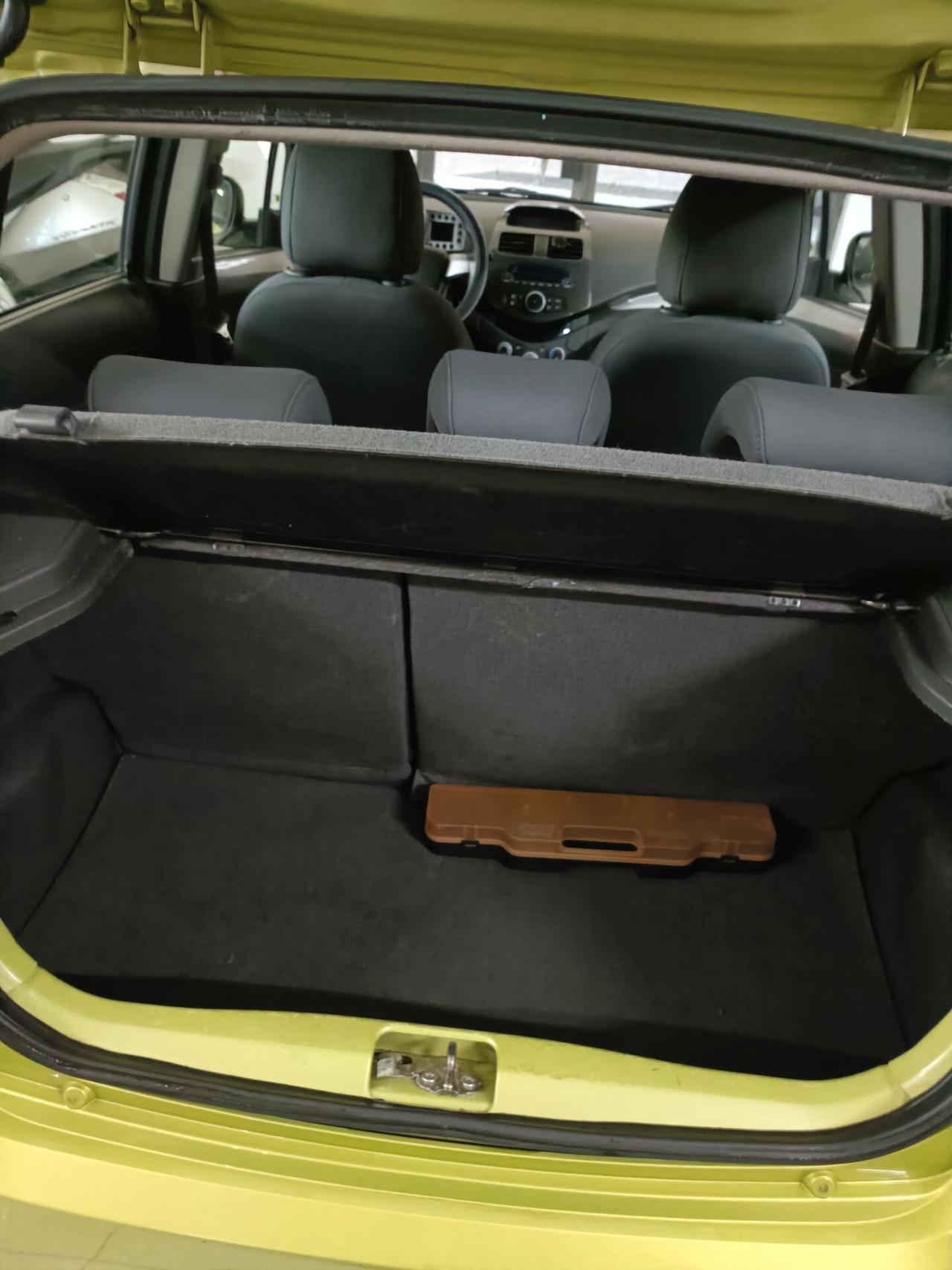 Chevrolet Spark 1.2 LT