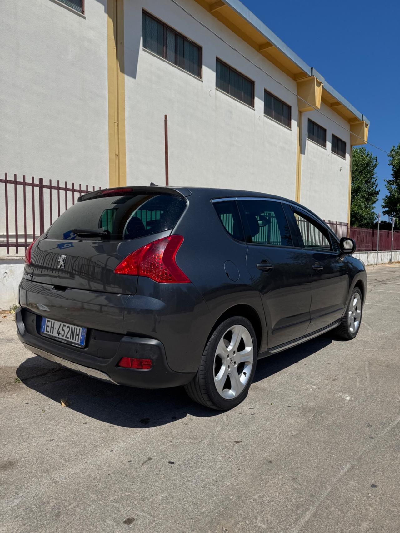 Peugeot 3008 2.0 HDi 150CV Business