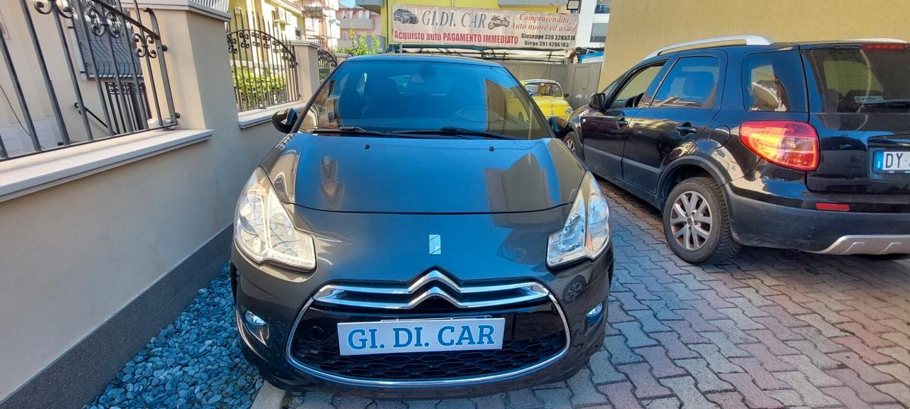 DS3 CONNECTED SPORT CHIC 1,6 DIESEL 75 CV NAVI LEGA SENSORI RETROCAMERA STRAFULL OPTIONAL