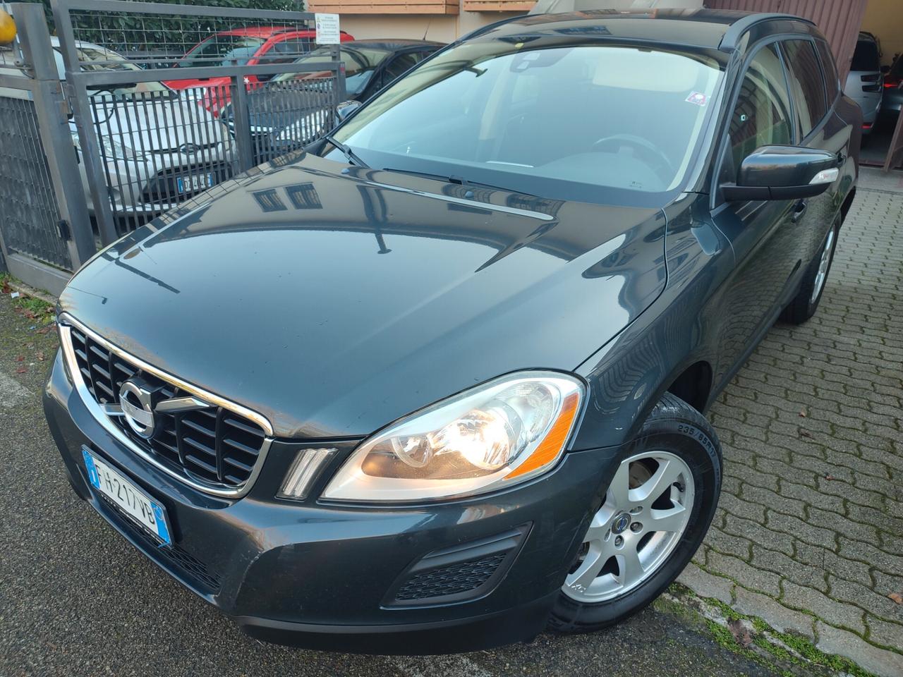 VOLVO XC60 2013 DIESEL 2.0 AUTOMATICA STUPENDA