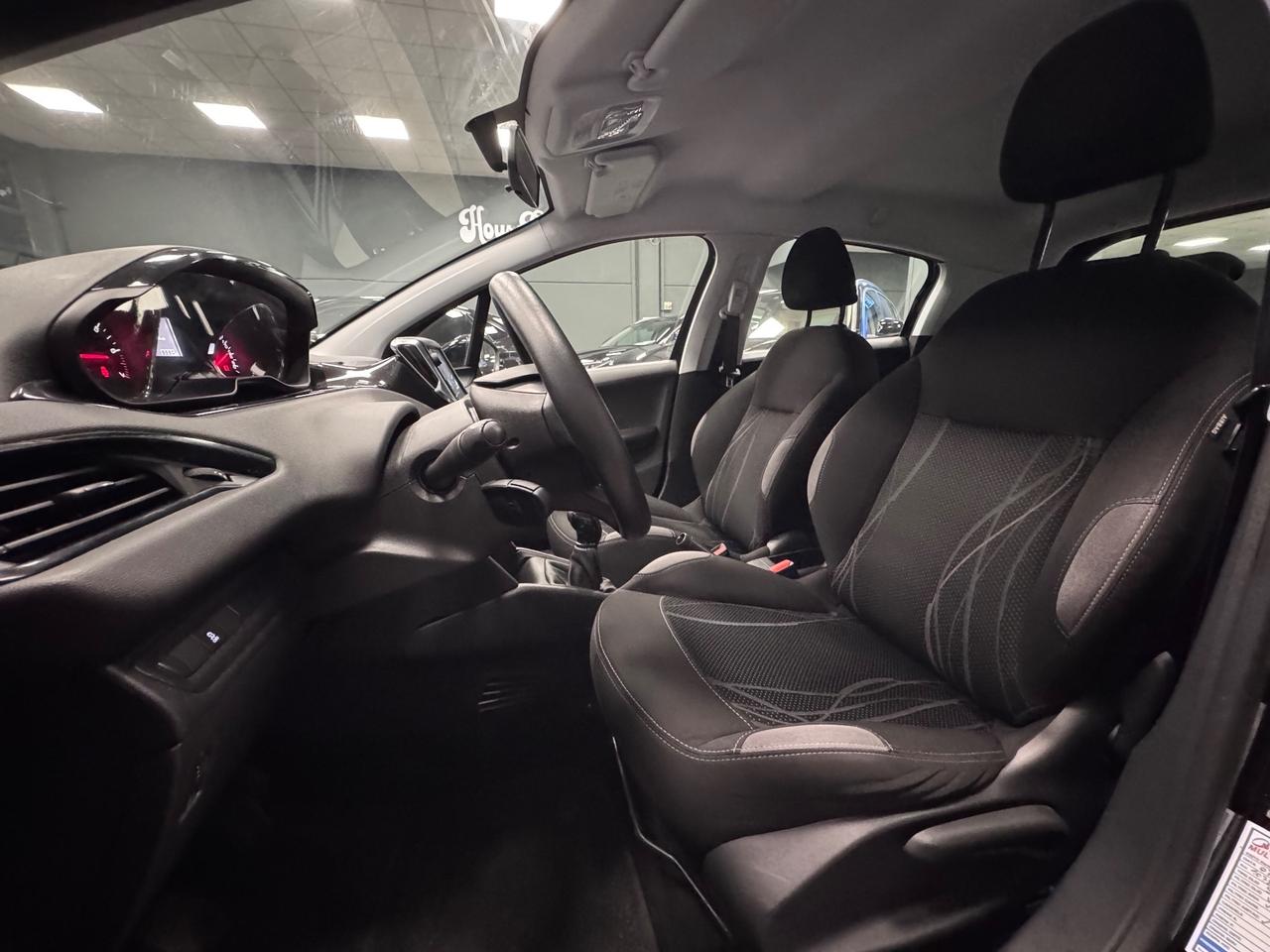 Peugeot 208 1.2 VTi 82 CV 5 porte Active