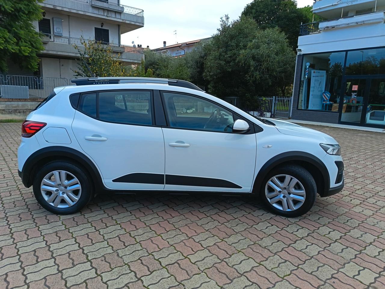 Dacia Sandero Stepway 1.0 TCe ECO-G Essential