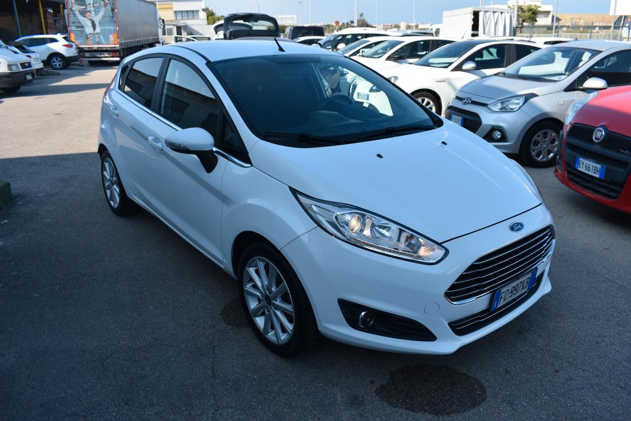 Ford Fiesta 1.0 Titanium Cambio Automatico