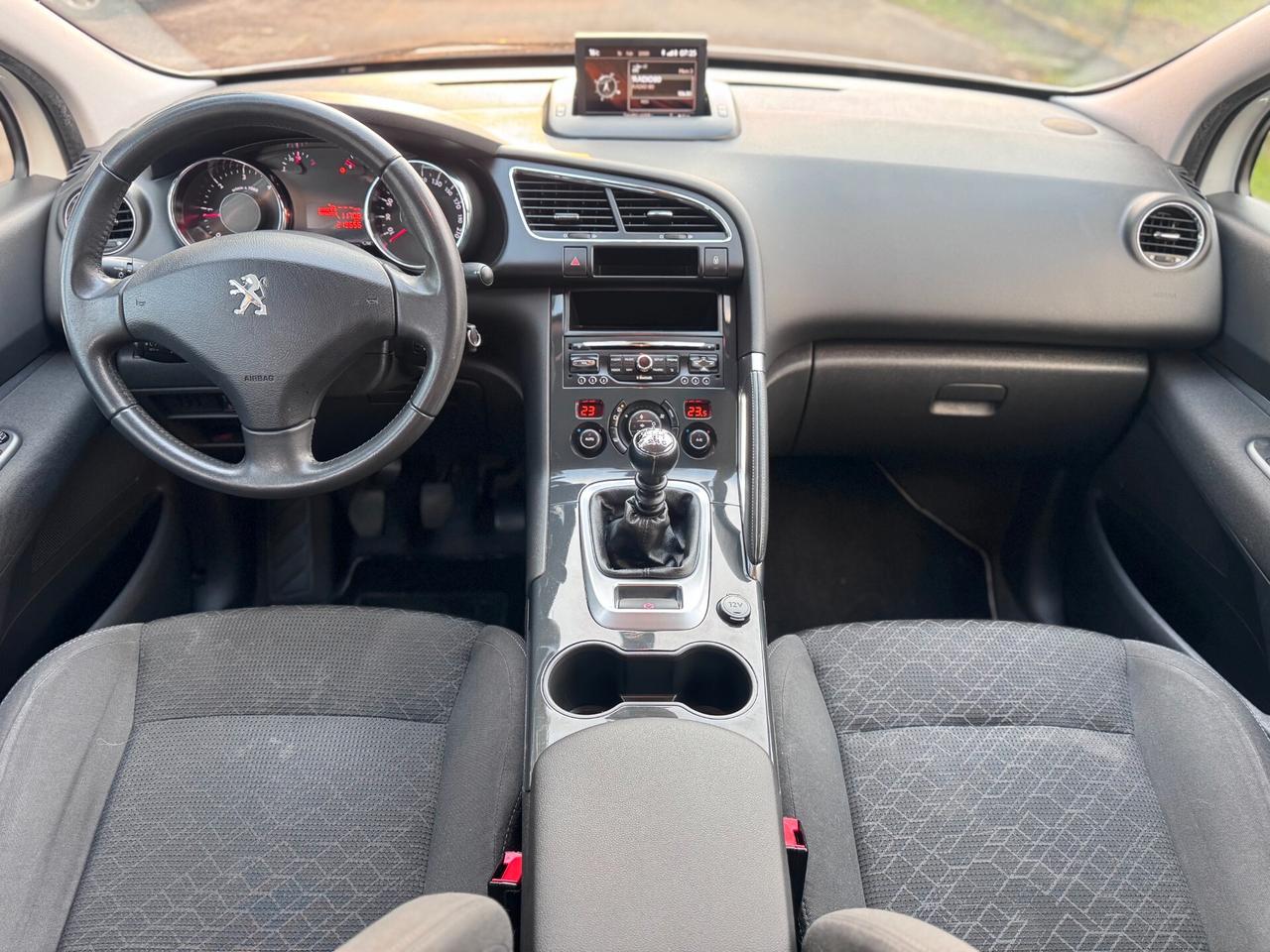 Peugeot 3008 1.6 HDi 115CV Business