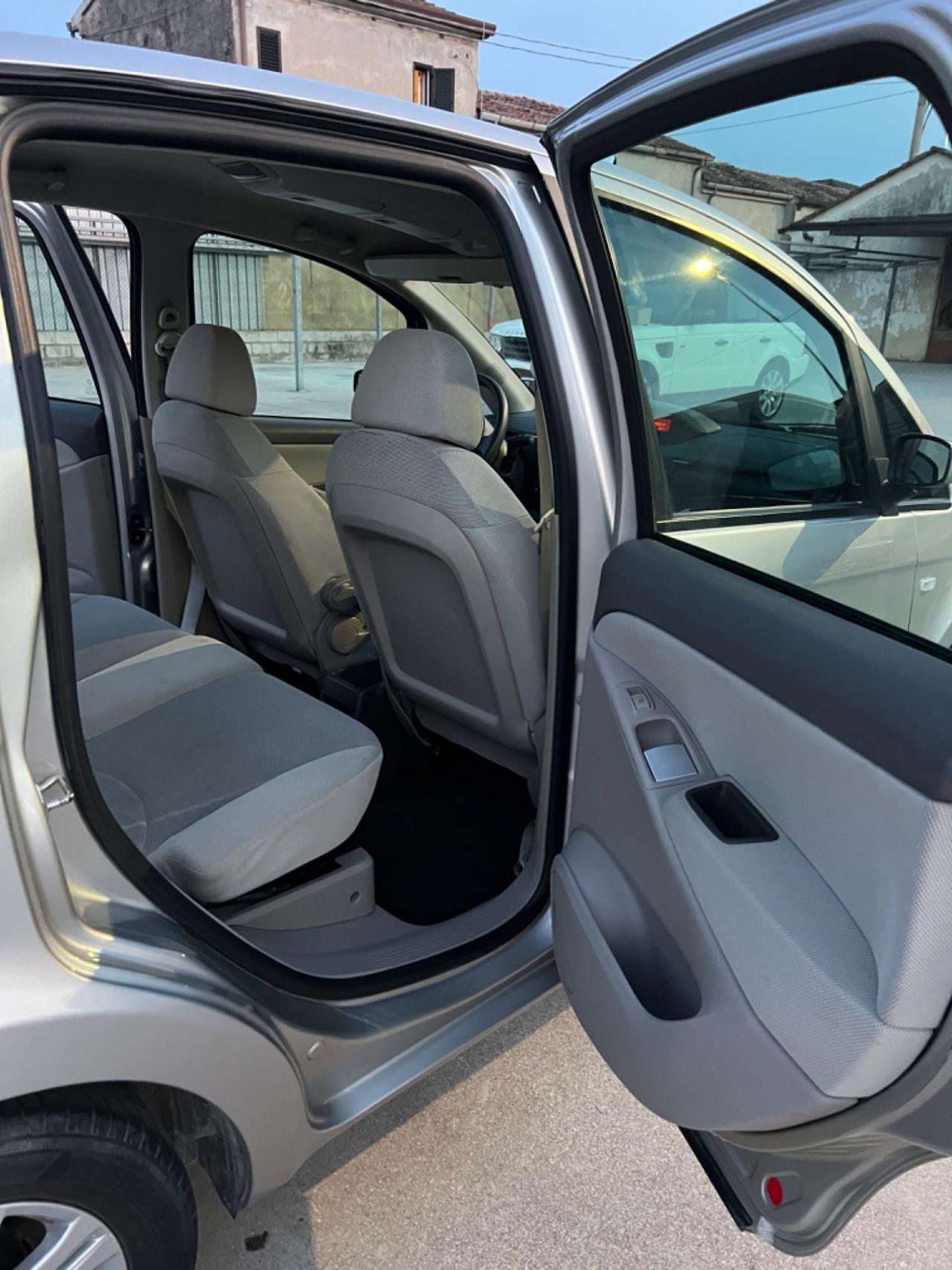 Fiat Idea 1.3 Multijet 16V Emotion