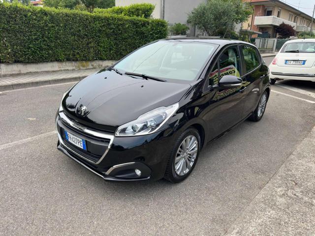 PEUGEOT 208 1° serie PureTech 82 5 porte Allure