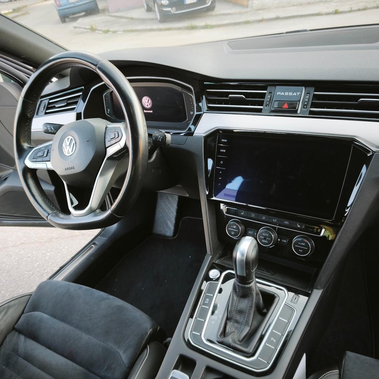 Volkswagen Passat 2.0 TDI SCR EVO DSG Business