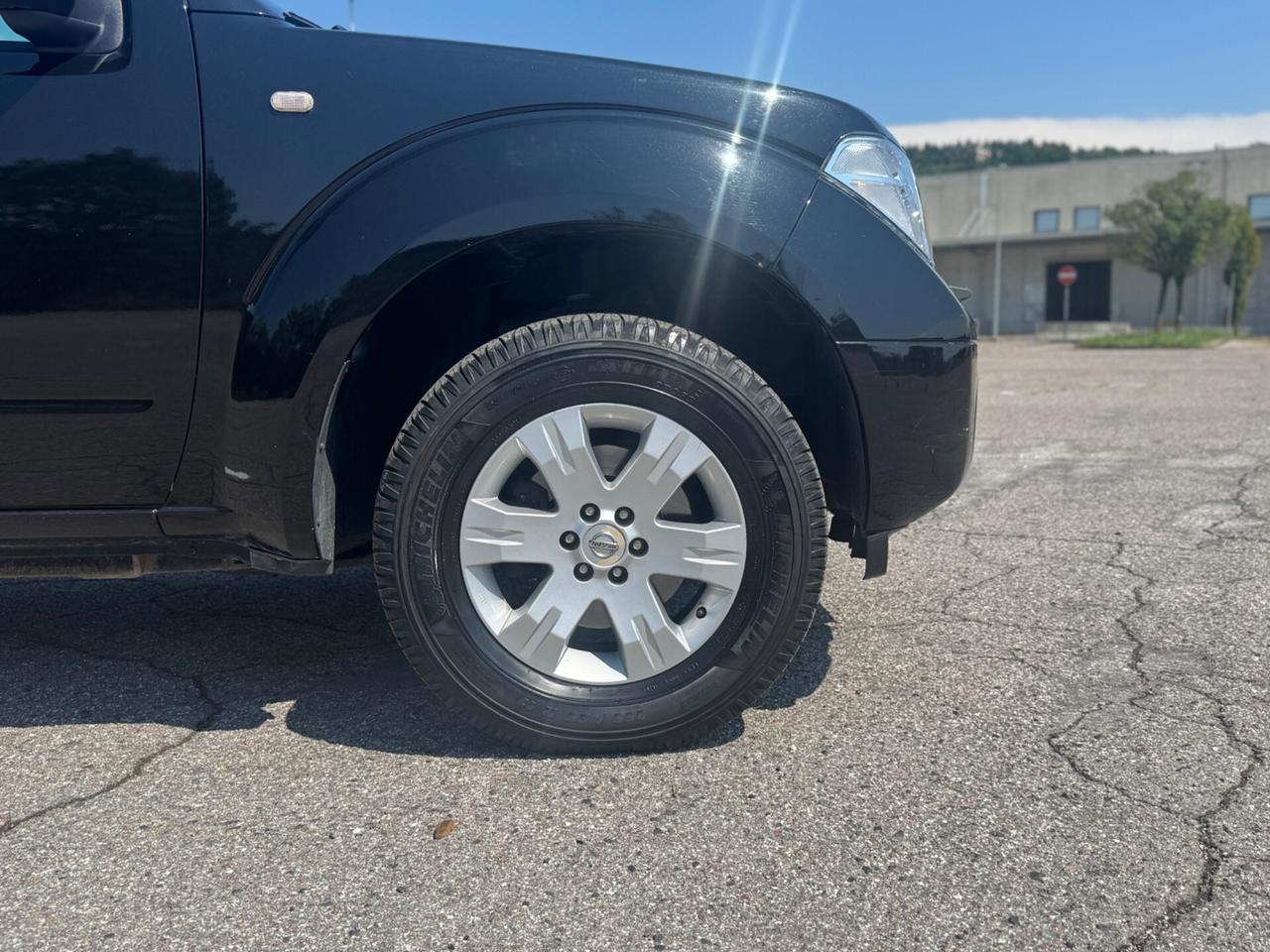 Nissan Pathfinder 2.5 dCi SE 7 posti