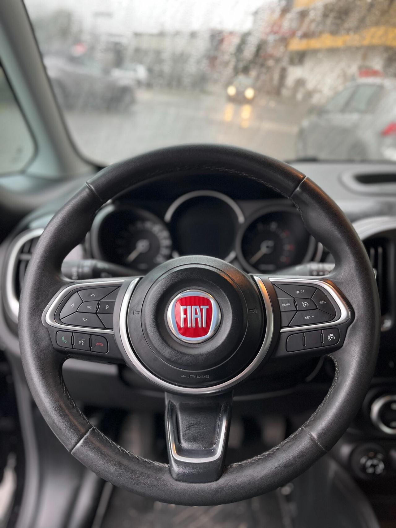 Fiat 500L 1.6 Multijet 120 CV Mirror City Cross