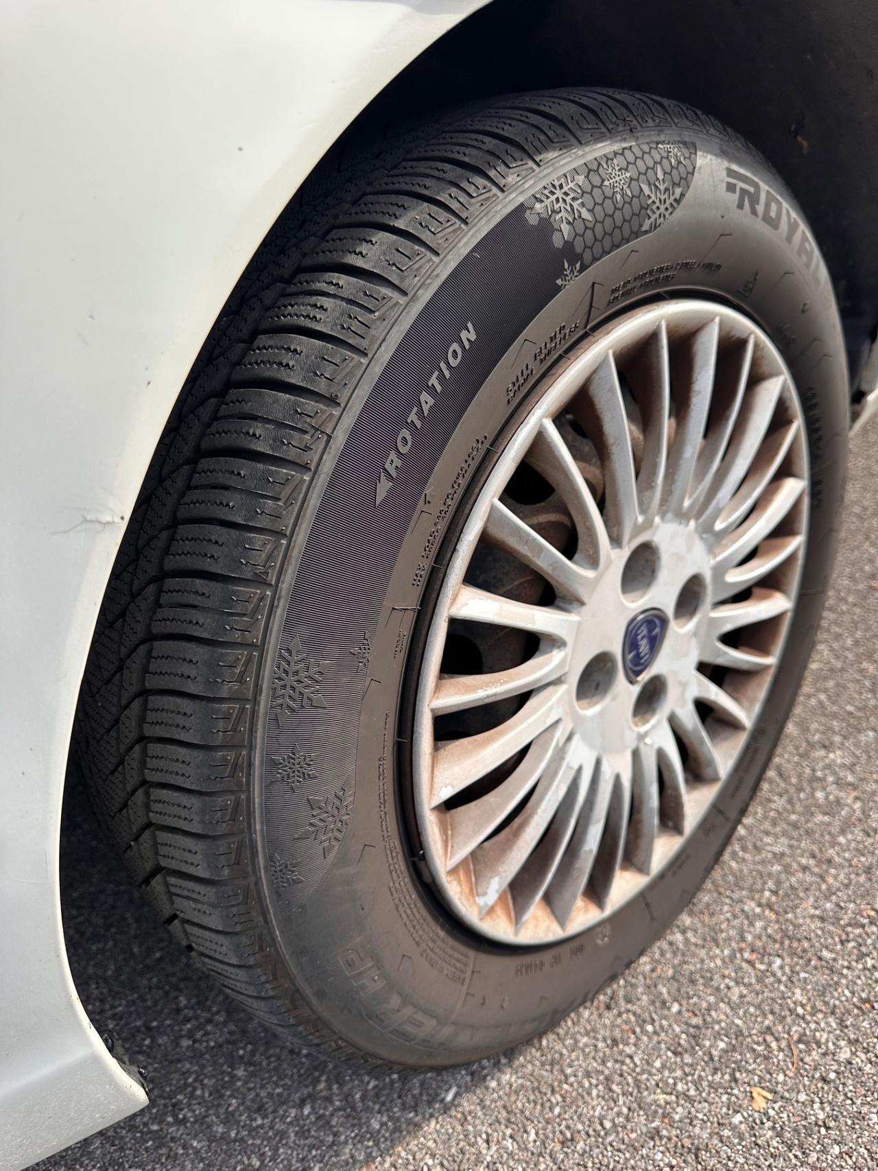 Lancia Ypsilon 1.4 Benzina/GPL