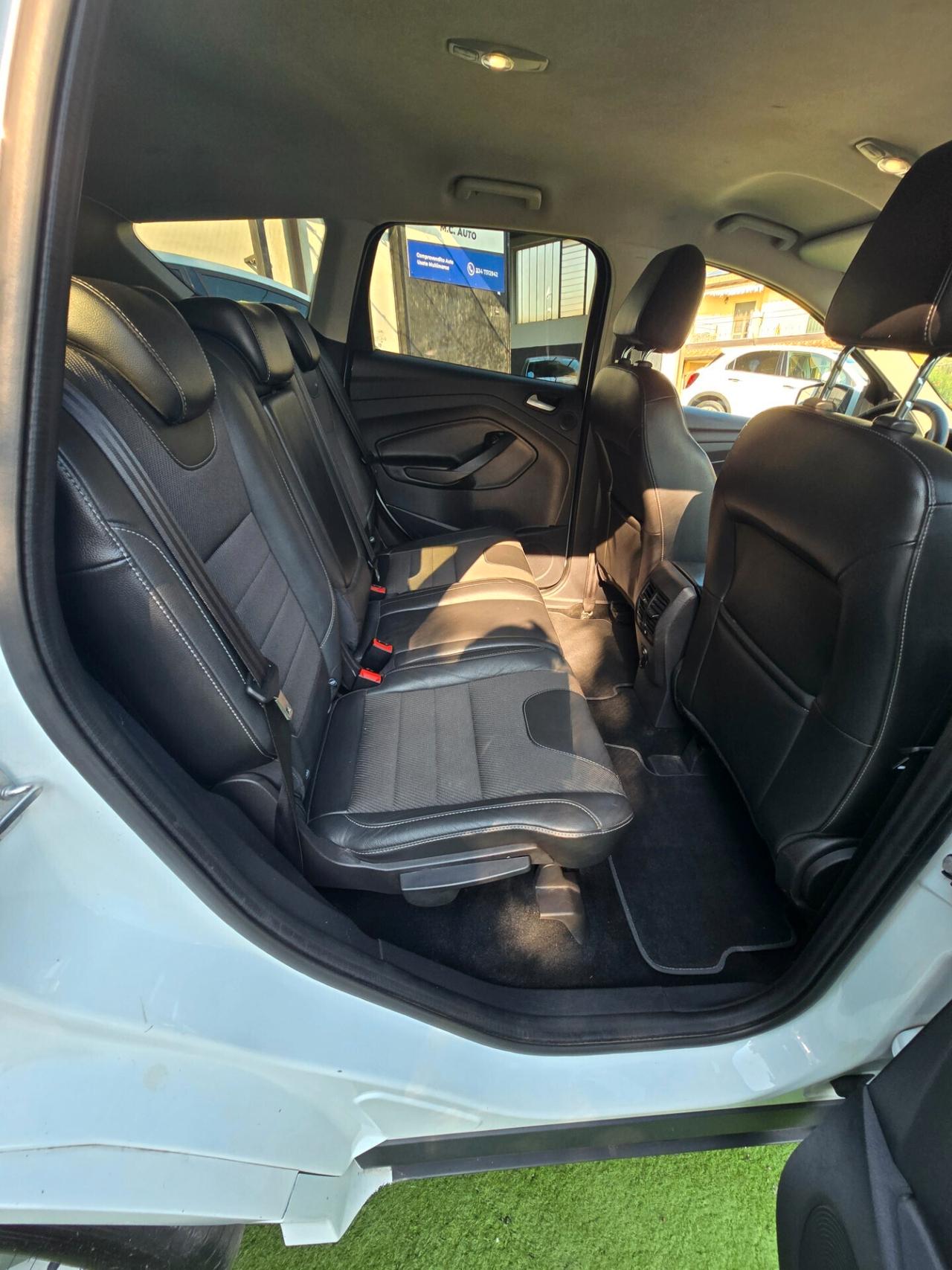 Ford Kuga 2.0 TDCI 150 CV 4WD Powershift euro6-2016