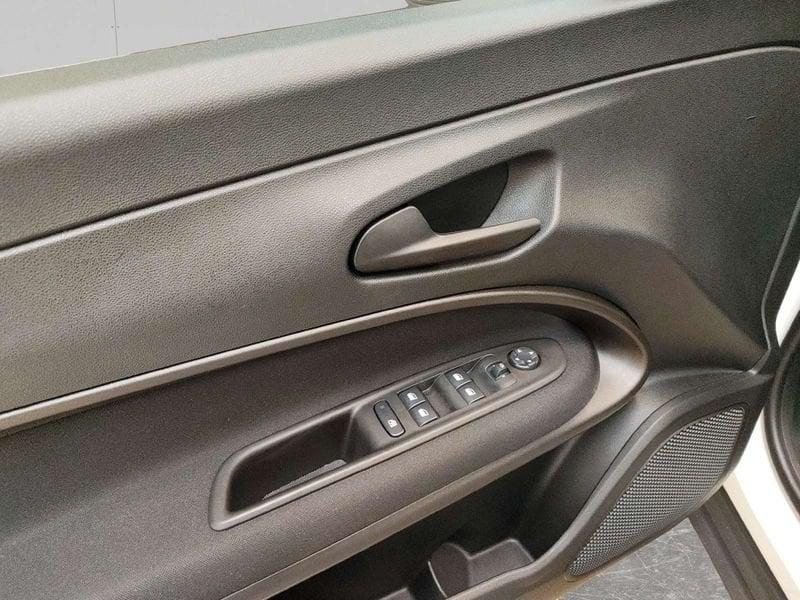 FIAT 600 1.2 hybrid 110cv auto