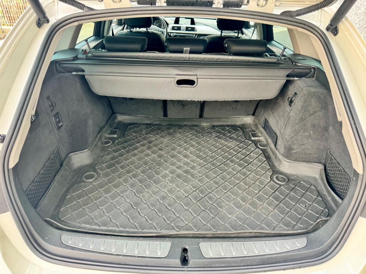 Bmw 320 320d xDrive Touring Business Advantage