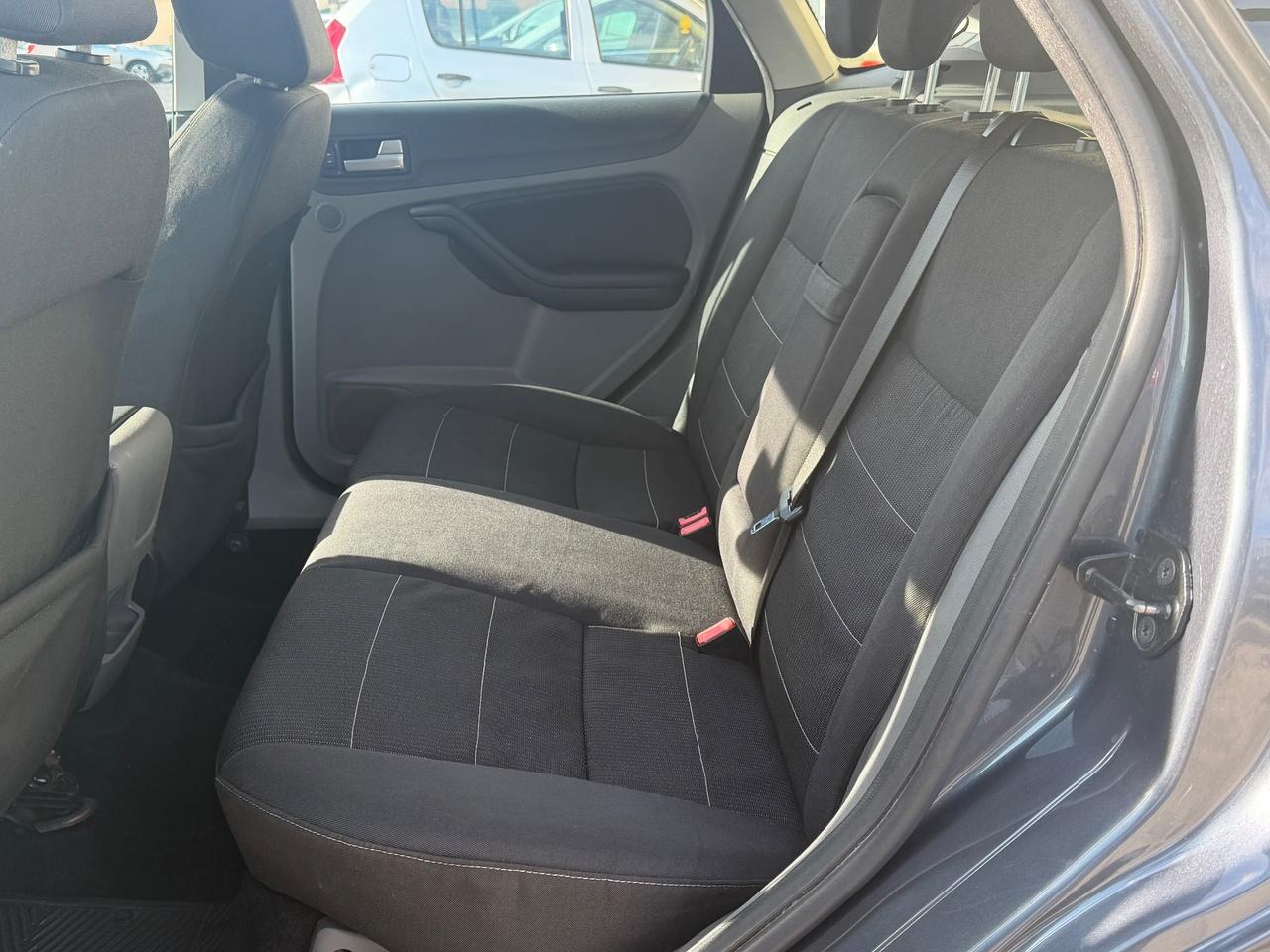 Ford Focus 1.6 TDCi (90CV) 5p. Tit. Neopatentati