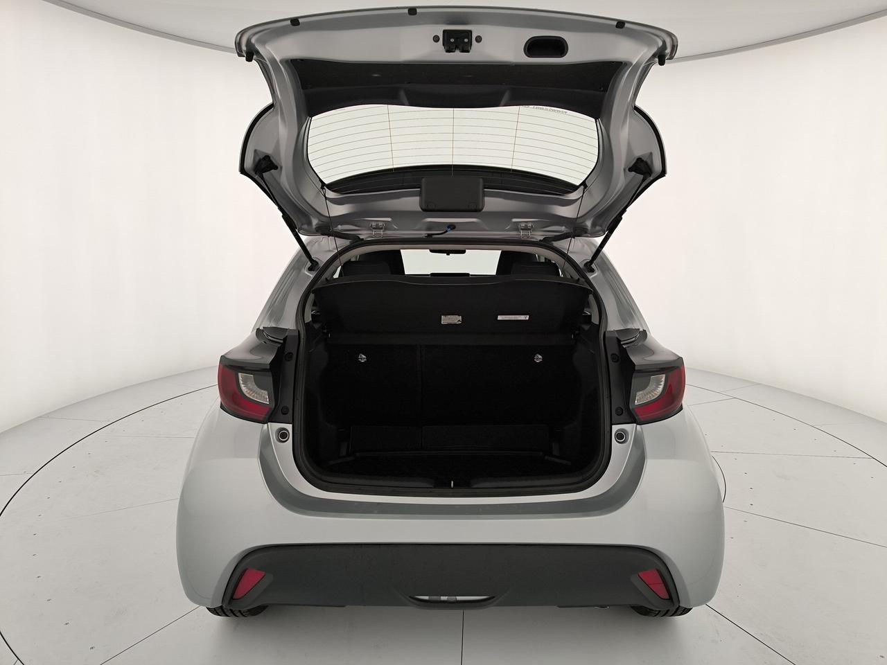 Toyota Yaris 1.5h active