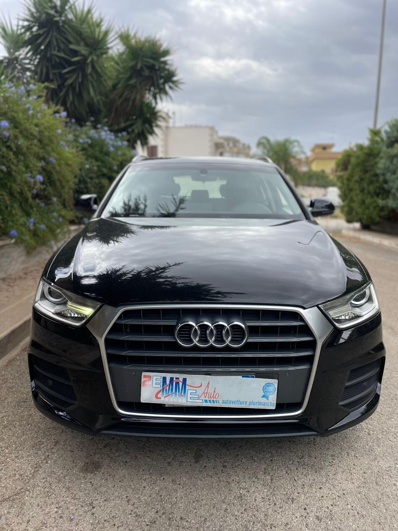 Audi Q3 2.0 TDI 120 CV S line Edition