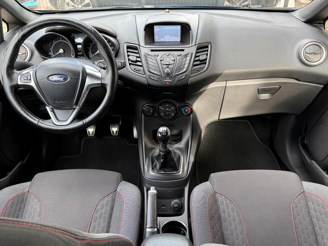 Ford Fiesta 1.5 TDCi 75CV 3 porte ST-Line