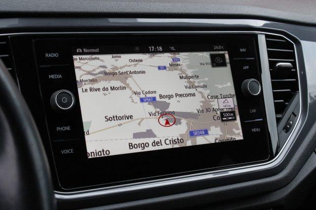 VOLKSWAGEN T-Roc 1.5 TSI ACT DSG R-LINE R LINE
