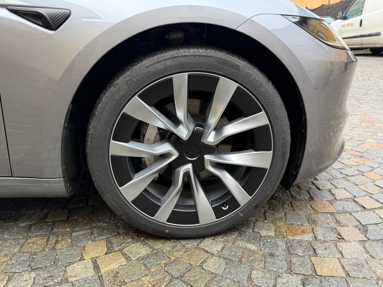 Tesla Model 3 NV35 RWD