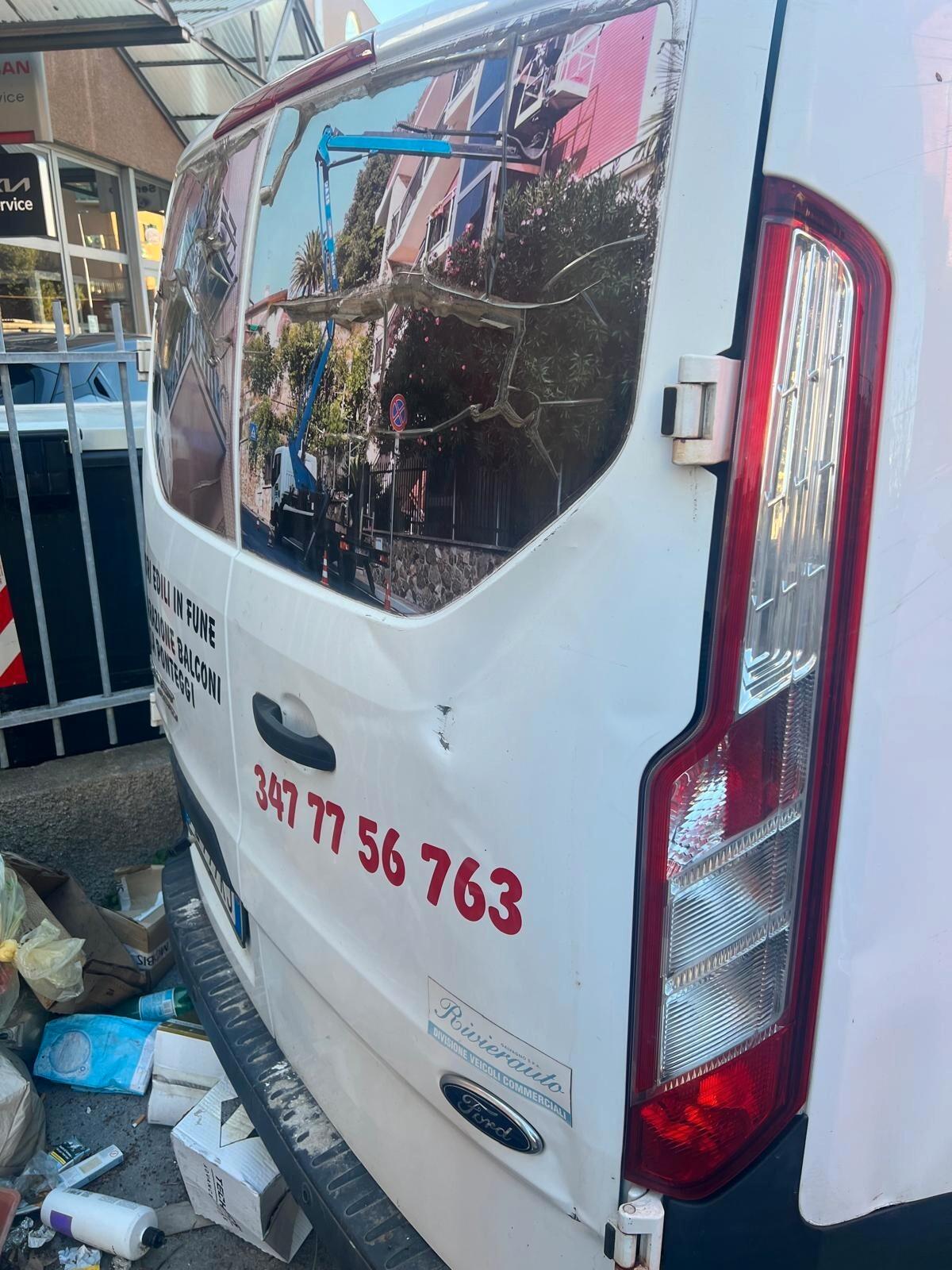 Ford TRANSIT CUSTOM 2.0 TDI 130CV