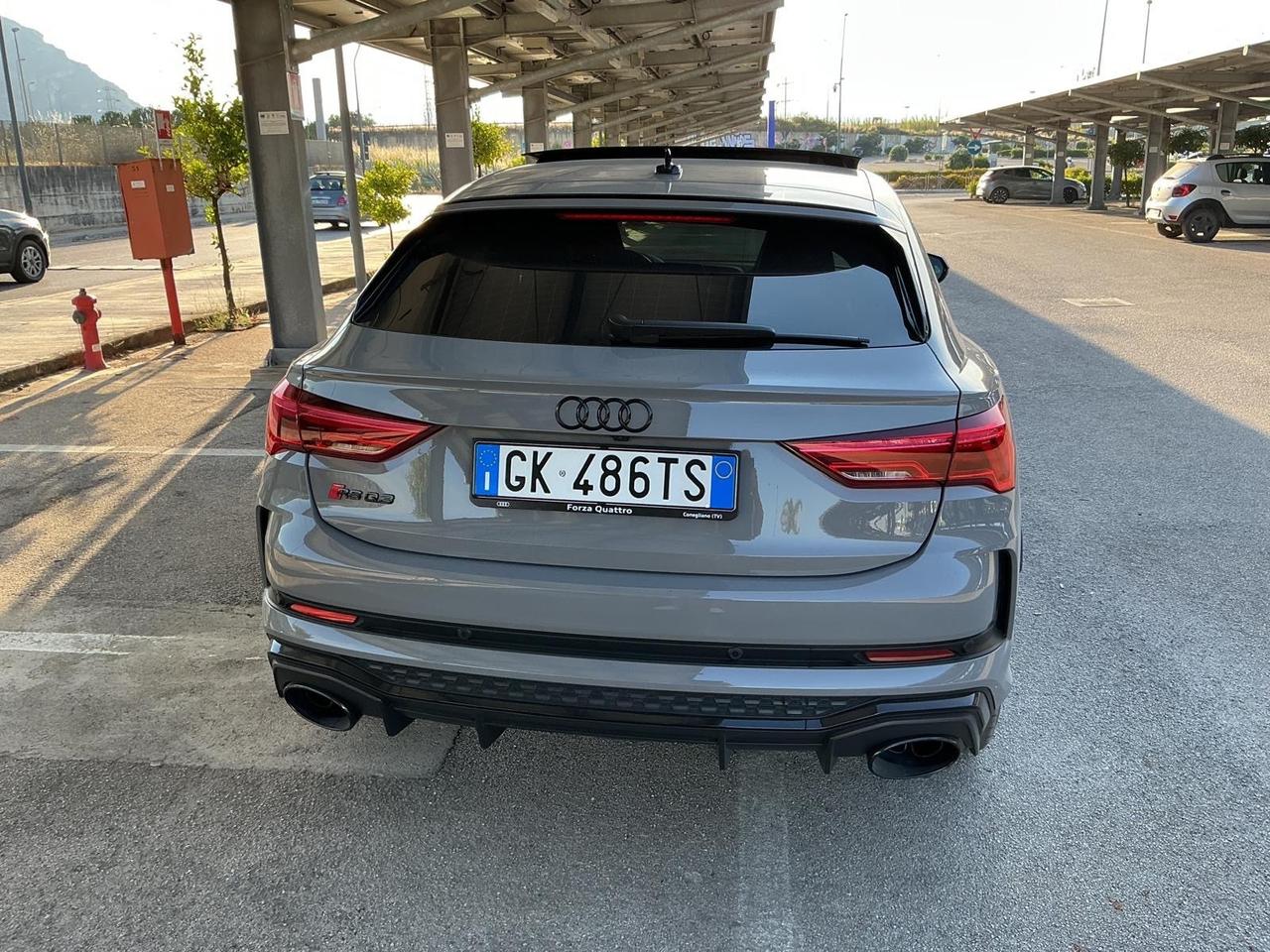 Audi Q3 RS SPB quattro S tronic