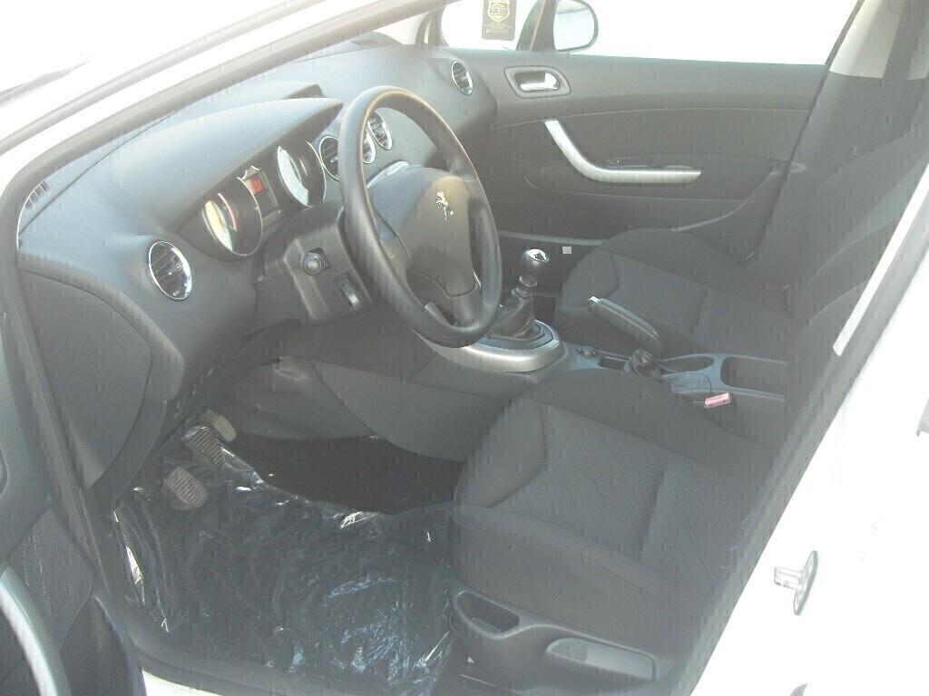 Peugeot 308 1.6 8V e-HDi 112CV Stop&Start SW Active