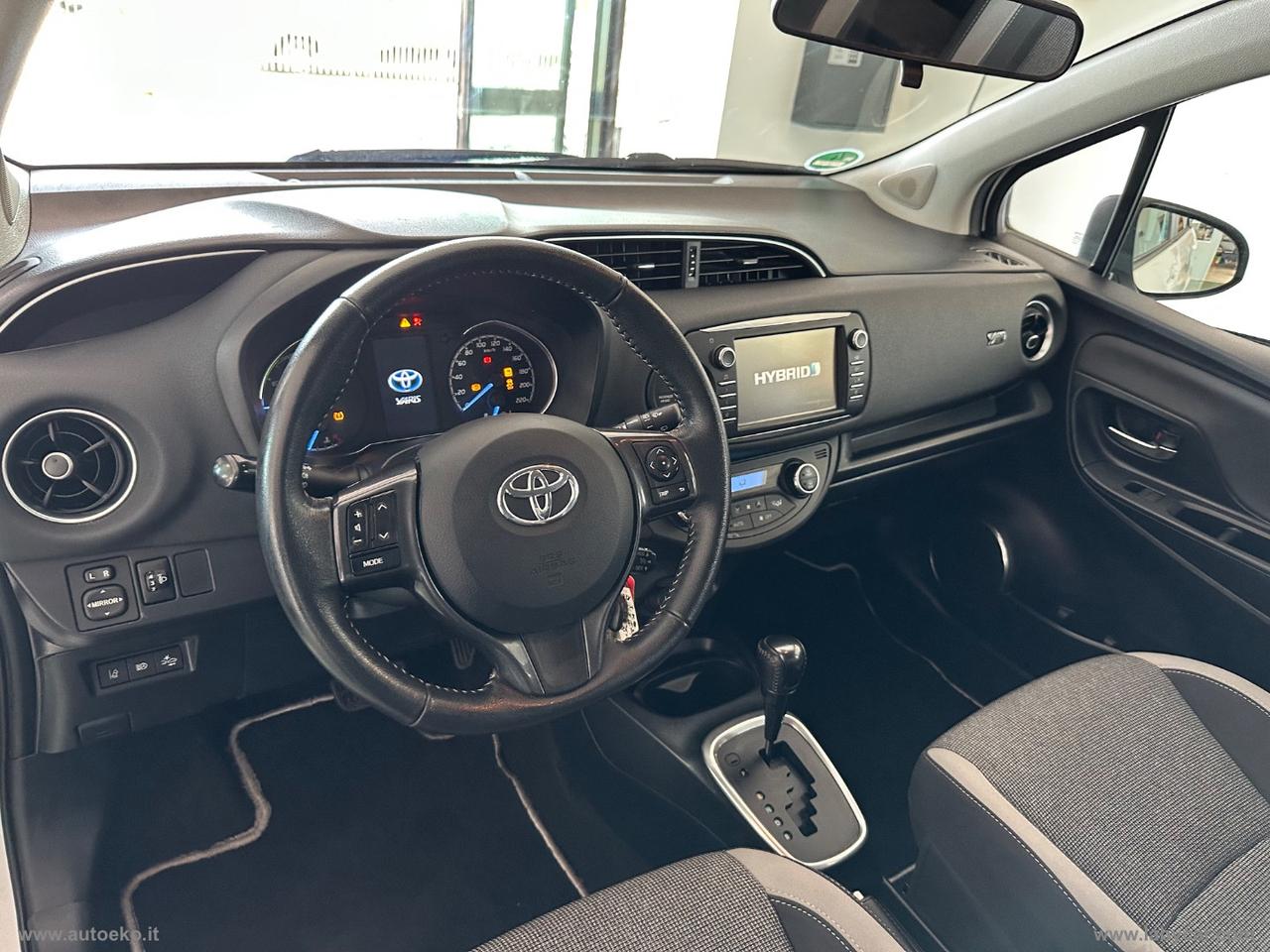TOYOTA Yaris 1.5 Hybrid 5p. Y20 Bitone