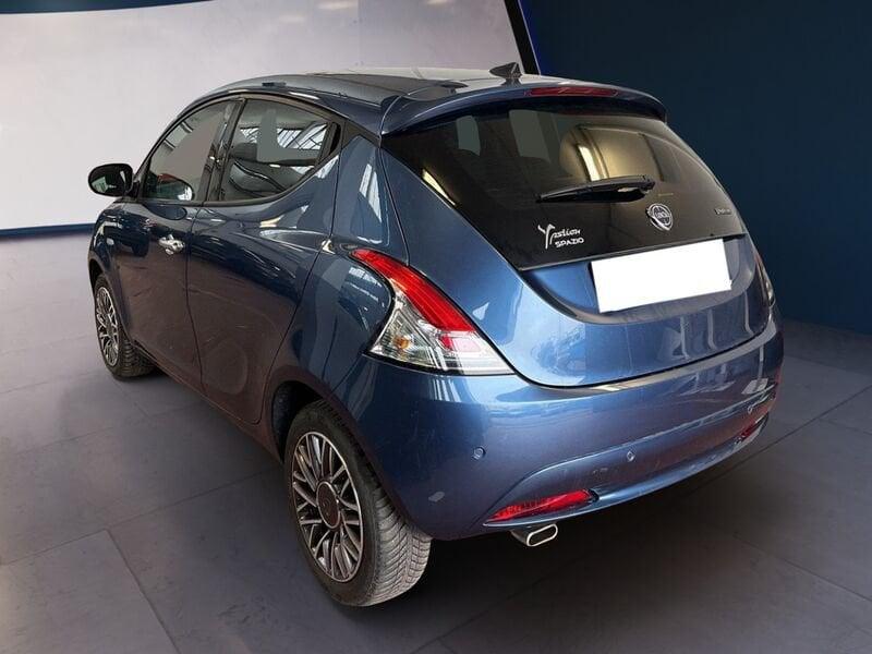 Lancia Ypsilon III 2021 1.0 firefly hybrid Gold s&s 70cv