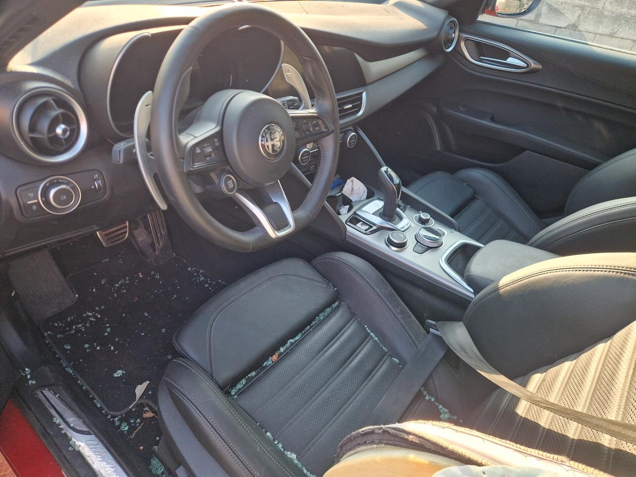 Alfa Romeo Giulia 2.2 160 CV Veloce-2024