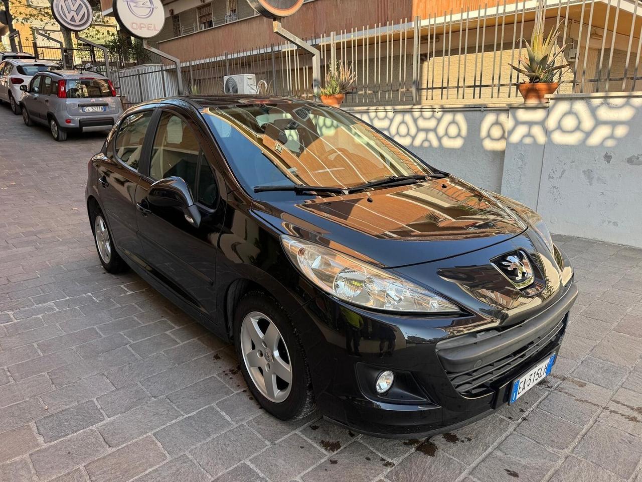 PEUGEOT 207 1.4 HDi 70cv 5 porte Energie Sport
