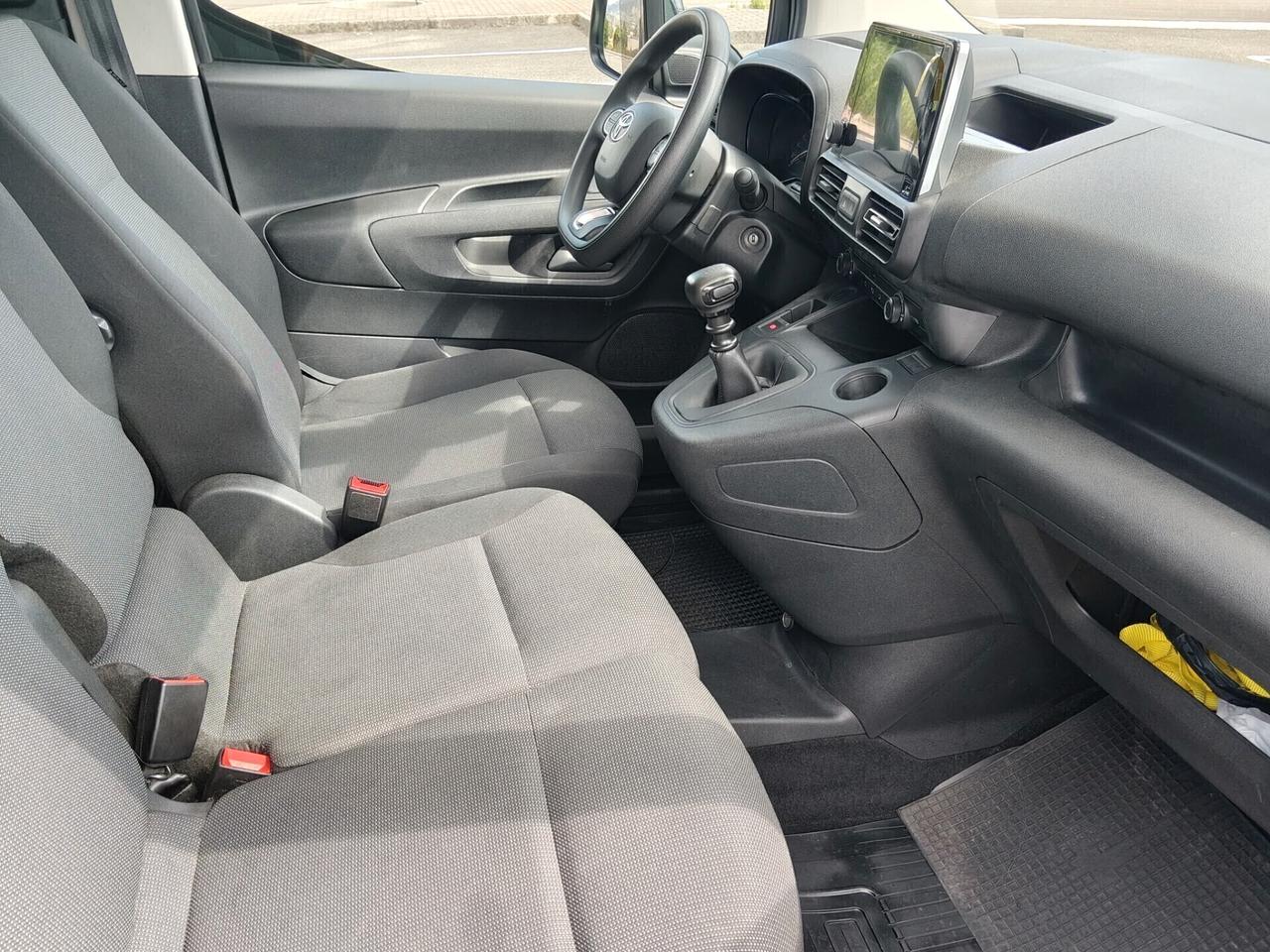 Toyota Proace city