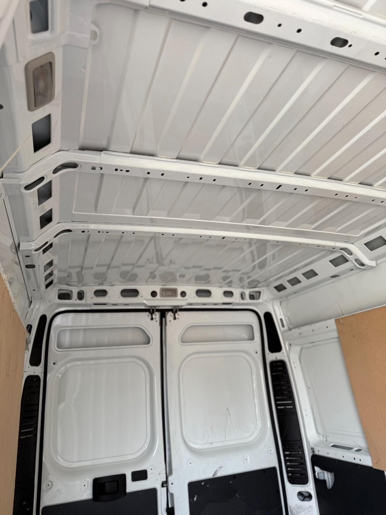 Peugeot Boxer 2.0 BlueHDi 130CV L3H2