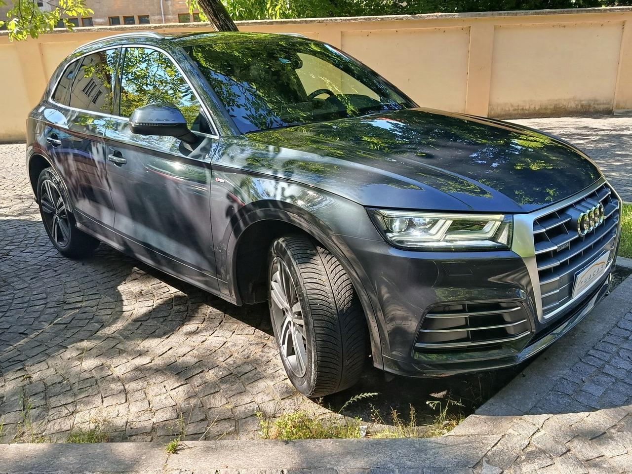 Audi Q5 S Line Plus 2.0 40 TDI #10559