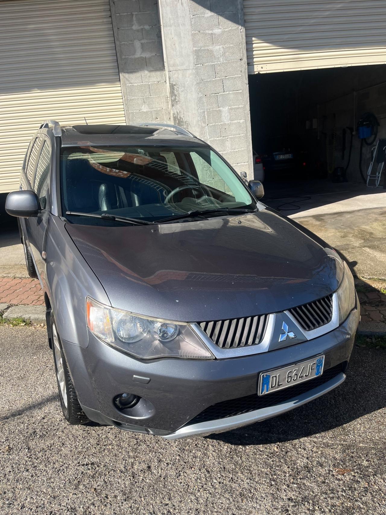 Mitsubishi Outlander 2.0 DI-D Intense DPF