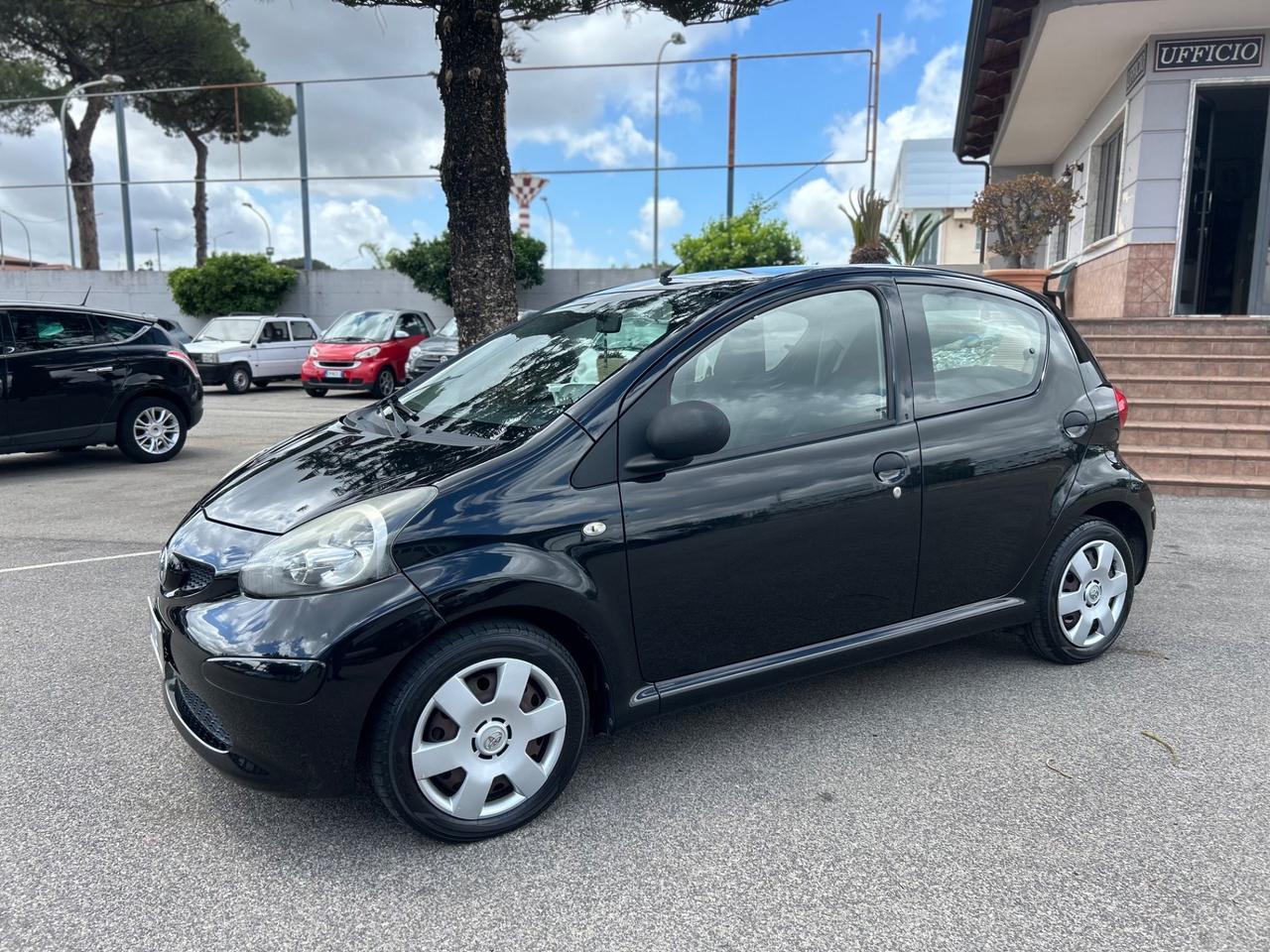 Toyota Aygo 1.0 5 porte Now