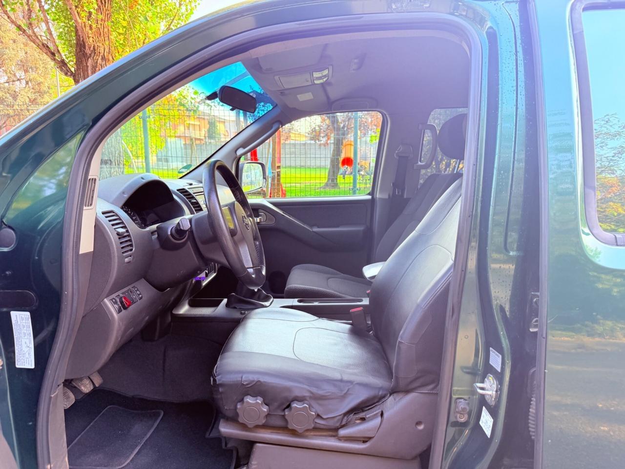 Nissan Navara 2.5 PICK-UP !! UNICO PROP OK PERMUTE